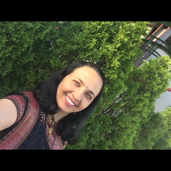 Profile Picture of Sara Patel (@sara2605) on Poshmark