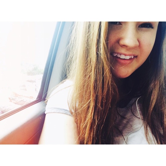 Profile Picture of Kiera Norvish (@kieranorvishh) on Poshmark