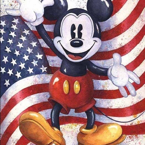 Profile Picture of Shawna Cornwall (@shawnanmickey) on Poshmark