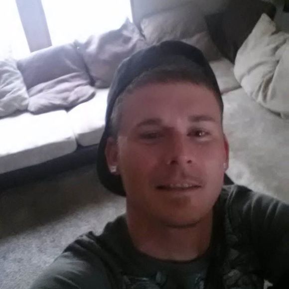 Profile Picture of Josh Osborne (@jdosborne) on Poshmark