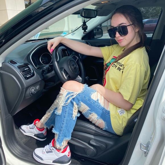 Profile Picture of Gjones Bih (@georgiajones300) on Poshmark