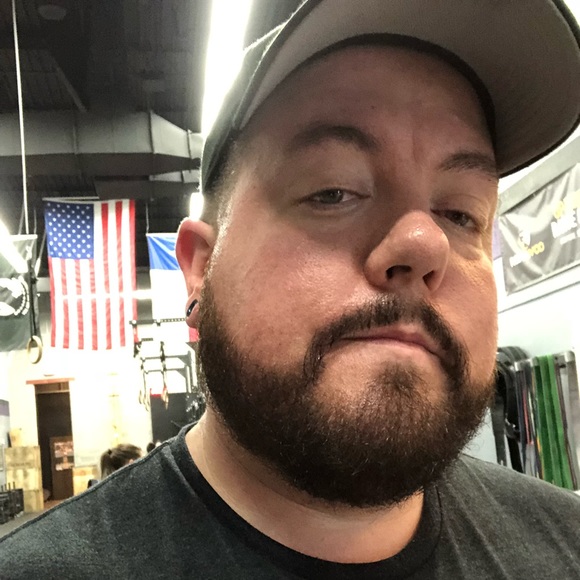 Profile Picture of Jonathan Esquivel (@jaybird927) on Poshmark