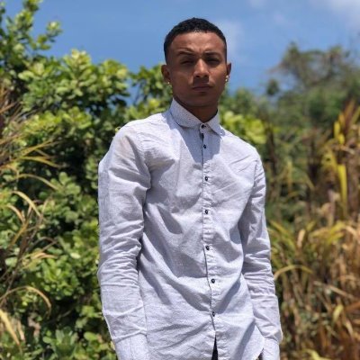 Profile Picture of Aaron Gumbs (@aaron_gumbs) on Twitter