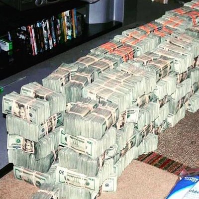 Profile Picture of Troublesome ひ (@Dorian_Wallace) on Twitter