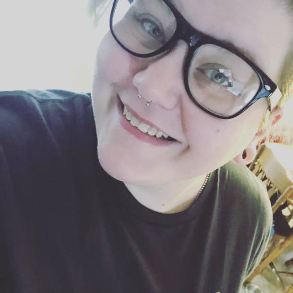 Profile Picture of Cindy Mcbride (@cindymcbride) on Poshmark
