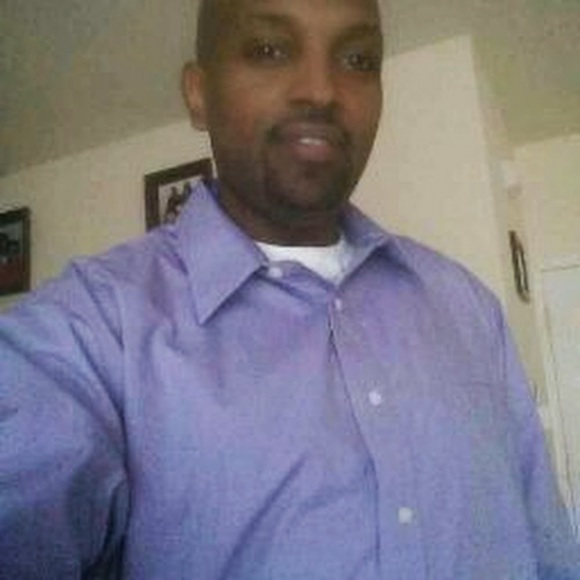 Profile Picture of Sahare Tekeste (@sahare1) on Poshmark