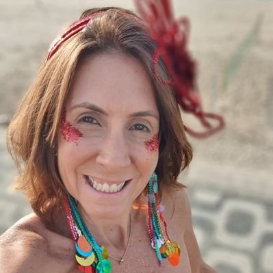 Profile Picture of Julia Menna Barreto (@JuliaMennaBarr1) on Twitter