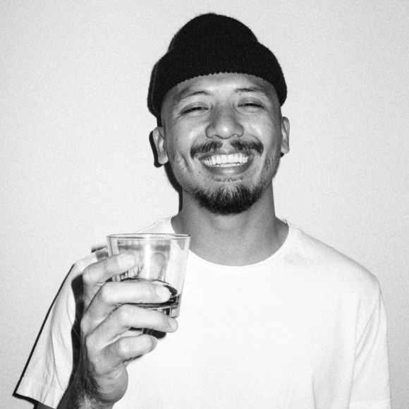 Profile Picture of Jonathan Roy (@juan_cha) on Poshmark
