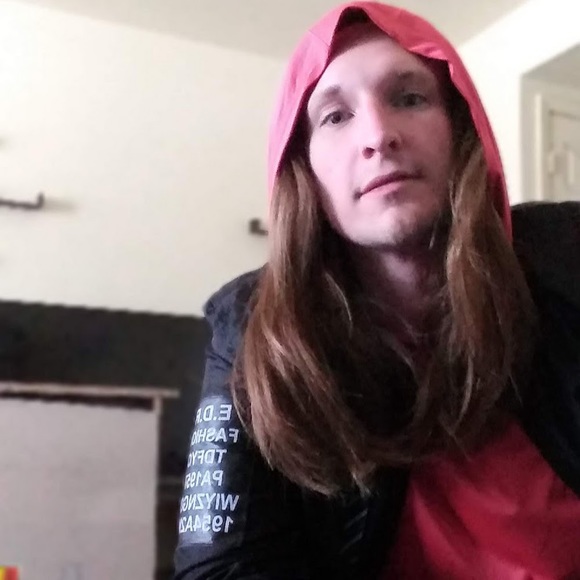 Profile Picture of Nathan B. shupe (@nathan6686) on Poshmark