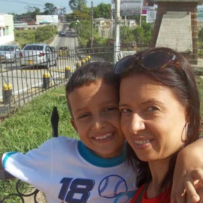 Profile Picture of Cristina Barreto M (@cristybamor3) on Twitter