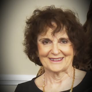 Profile Picture of Lorraine Whitman Check (@lorrainecheck) on Instagram