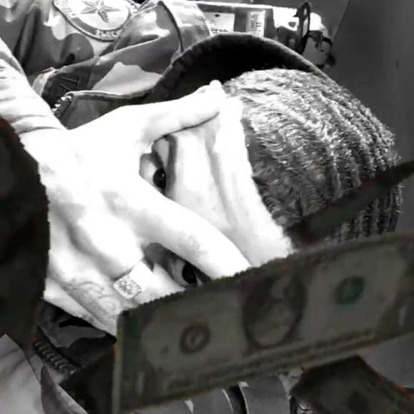 Profile Picture of Alexander Saez (@tenneyboy) on Poshmark