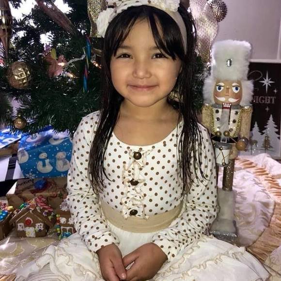 Profile Picture of Alejandro Reynoso (@alex12345433e) on Poshmark