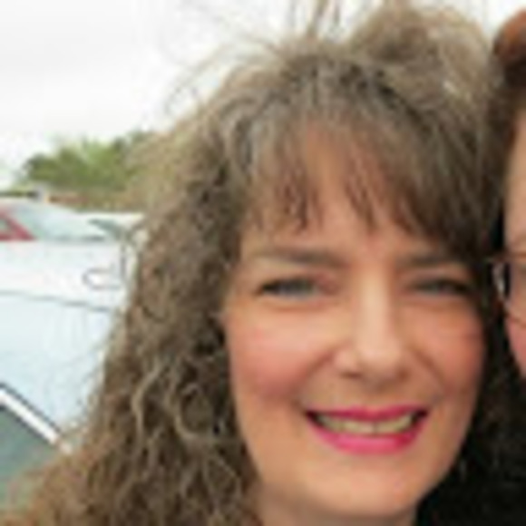 Profile Picture of Carla Cravens (@cjocravens90) on Poshmark