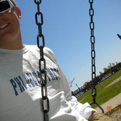 Profile Picture of Greg Squire (@foreforeseven) on Twitter