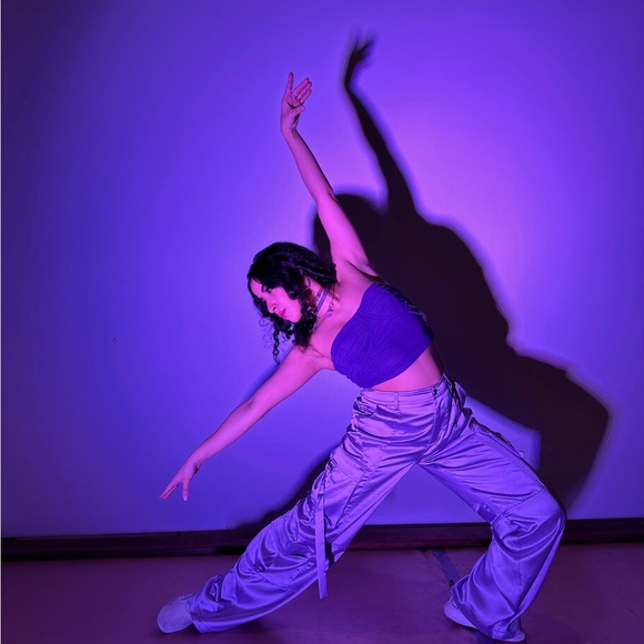 Profile Picture of Bianca Salgado (@blancanieves21) on Poshmark