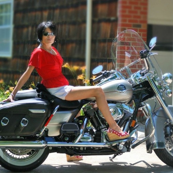 Profile Picture of Brenda Reinecke (@riocruz477) on Poshmark