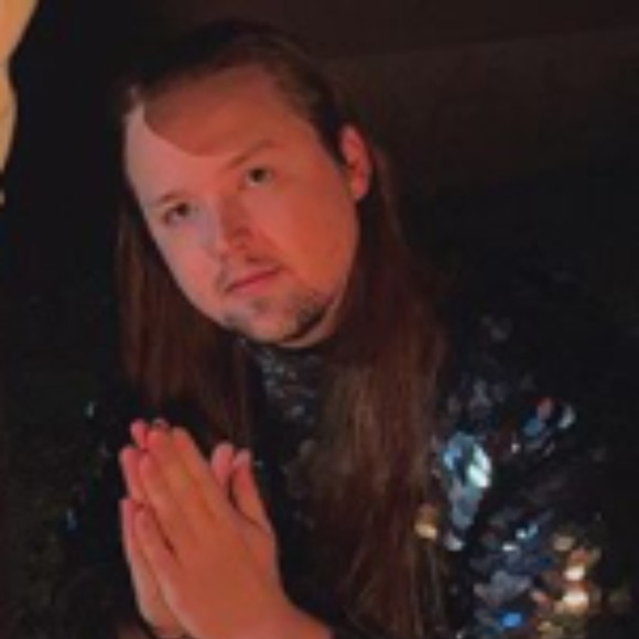 Profile Picture of John Brewer (@brewer206) on Poshmark