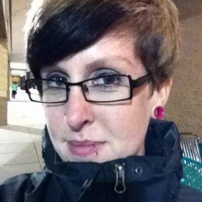 Profile Picture of Stephanie Castor (@pinkedge) on Twitter