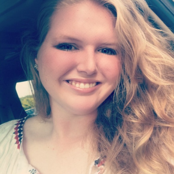 Profile Picture of Taylor Kilgore (@taylorkuga) on Poshmark