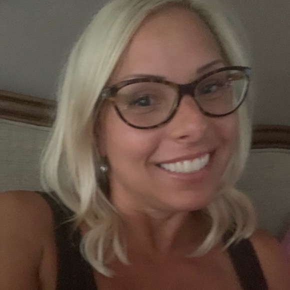 Profile Picture of Melissa Gregg (@melg5267) on Poshmark