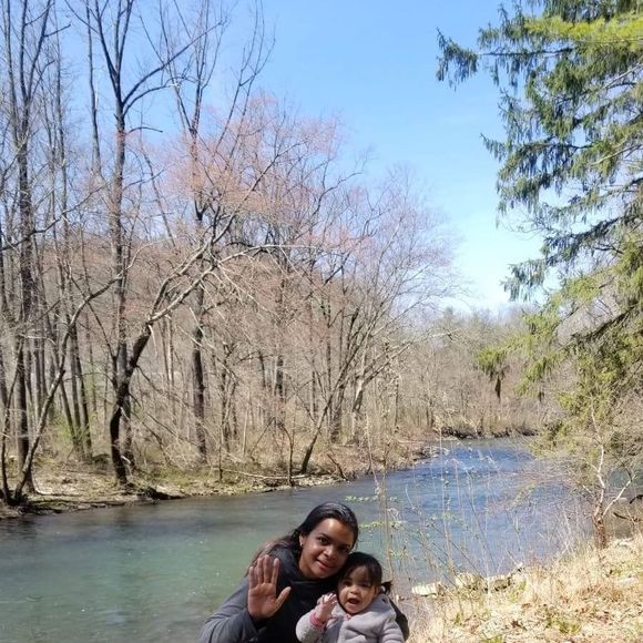 Profile Picture of Rosy Marmolejos (@rmarmole) on Poshmark