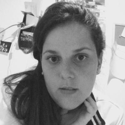 Profile Picture of Mónica Costanzo (@MoniCostanzo) on Twitter