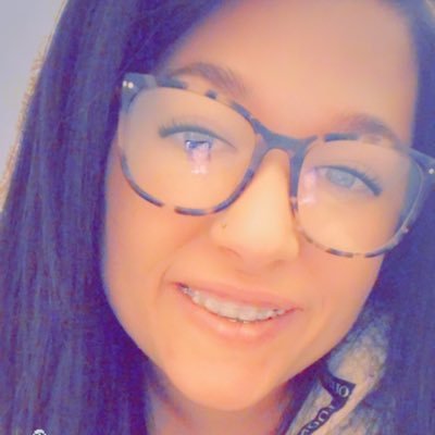 Profile Picture of Brittany Peck🎀🌵 (@brittany_warren) on Twitter