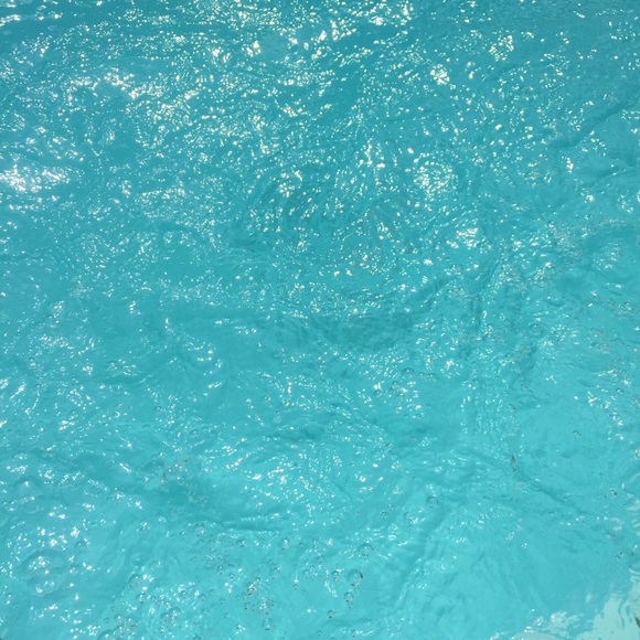 Profile Picture of Carmen Carpio (@carmen333) on Poshmark