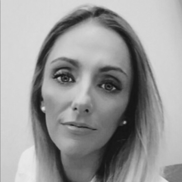 Profile Picture of Rachel Dilibero (@redend23) on Poshmark