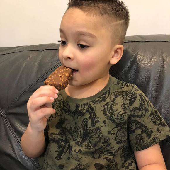 Profile Picture of Omar Jan (@omar_jan) on Poshmark