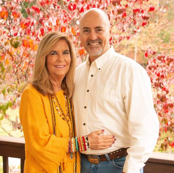 Profile Picture of Valeria Thomas (@valeriathomas) on Poshmark