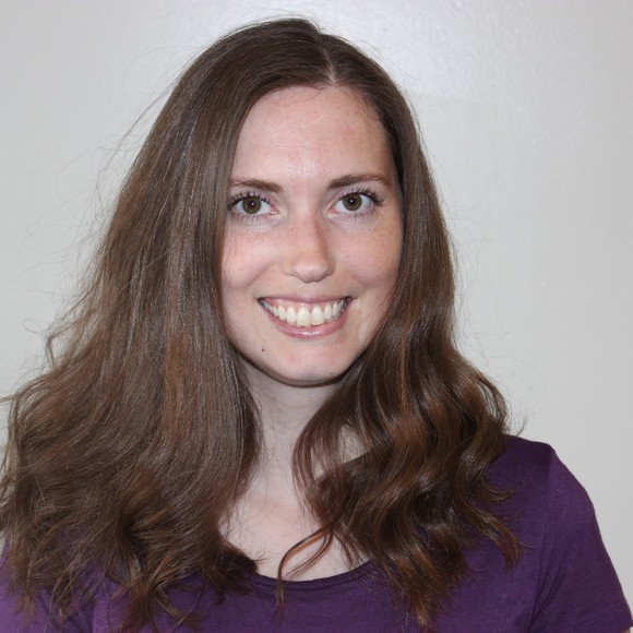 Profile Picture of Nikki Heaston (@nikkiheaston) on Poshmark