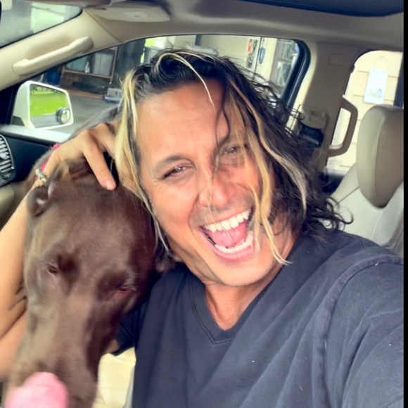 Profile Picture of Daniel Almond (@dogblas) on Poshmark