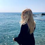 Profile Picture of 𝑱𝒂𝒏𝒂 𝑲. ✿ (@jana.key) on Instagram