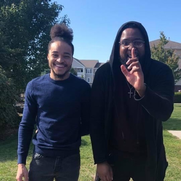 Profile Picture of Armond Young (@armond_young) on Poshmark