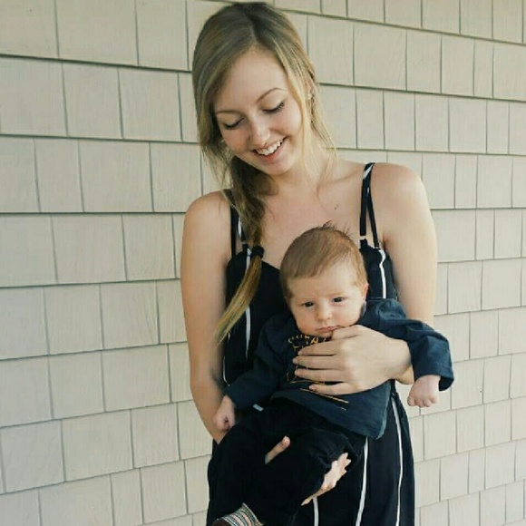 Profile Picture of Mikala Huesmann (@mikalahuesmann) on Poshmark