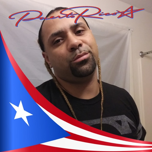 Profile Picture of Edwin Babilonia medina (@edwinbabilon) on Poshmark