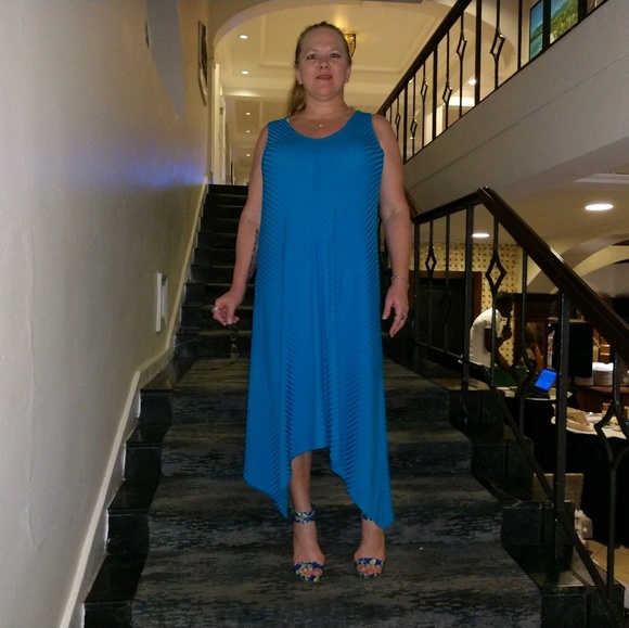 Michellerenee Ricketson - Poshmark Profile Picture of Michellerenee Ricketson (@michellereneegr) on Poshmark