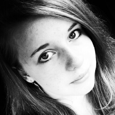 Profile Picture of Jess Stokes Bowler (@B99Jess) on Twitter