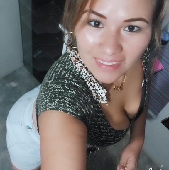 Profile Picture of Jenny miriam Hualan yupanqui (@la_gatita_1710) on Poshmark