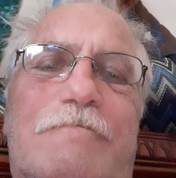 Profile Picture of Bruce Curnick (@brucecurnick057) on Poshmark