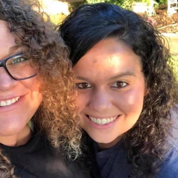 Profile Picture of Sydney Colister (@sydneycolister) on Poshmark