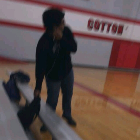 Profile Picture of Brian Oballe (@brianchadoballe) on Poshmark