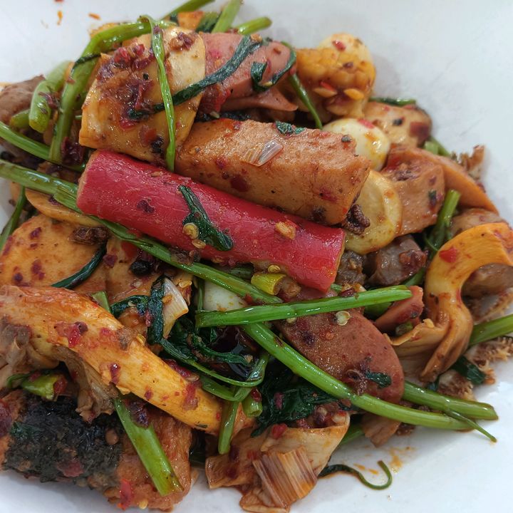 Profile Picture of c (@dawnanghla.co) on Tiktok