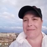 Profile Picture of Gretchen Andersen (@energizer.pittie) on Instagram