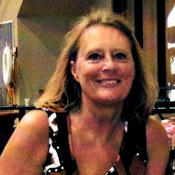 Profile Picture of Ladonna Tuton (@ltuton2) on Poshmark