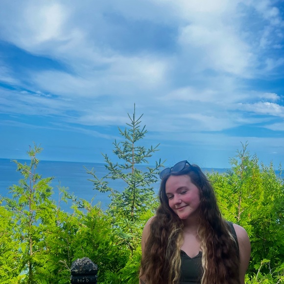 Mariah Kuriakuz kiryakoza - Poshmark Profile Picture of Mariah Kuriakuz kiryakoza (@mariahkuriakuz) on Poshmark