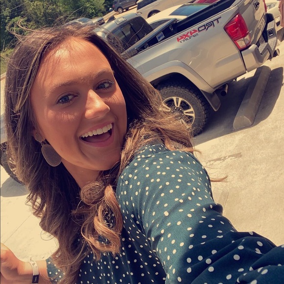 Profile Picture of Jayden Swafford (@jayswaff) on Poshmark