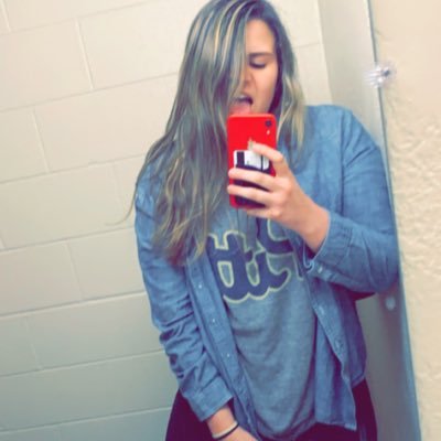 Profile Picture of Alex Maughan (@heyyimsalad) on Twitter